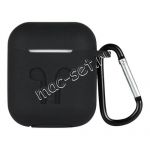 Чехол для наушников AirPods силиконовый с карабином (черный)