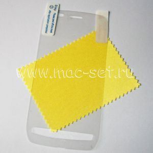 Защитная пленка для Nokia Lumia 710 (прозрачная)